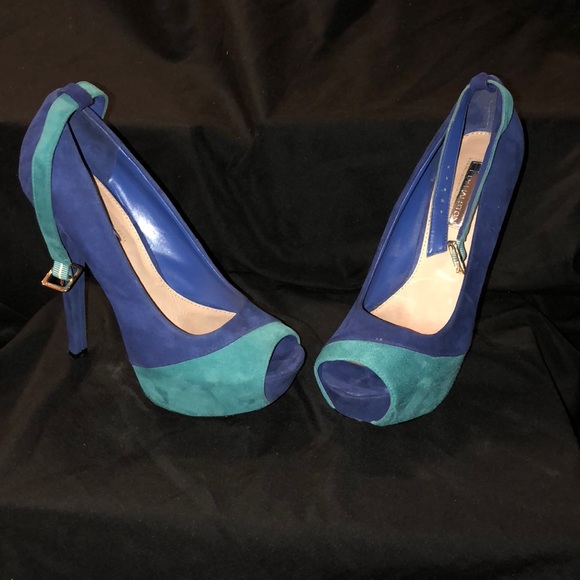 Ankle Strap Heels - Picture 1 of 3